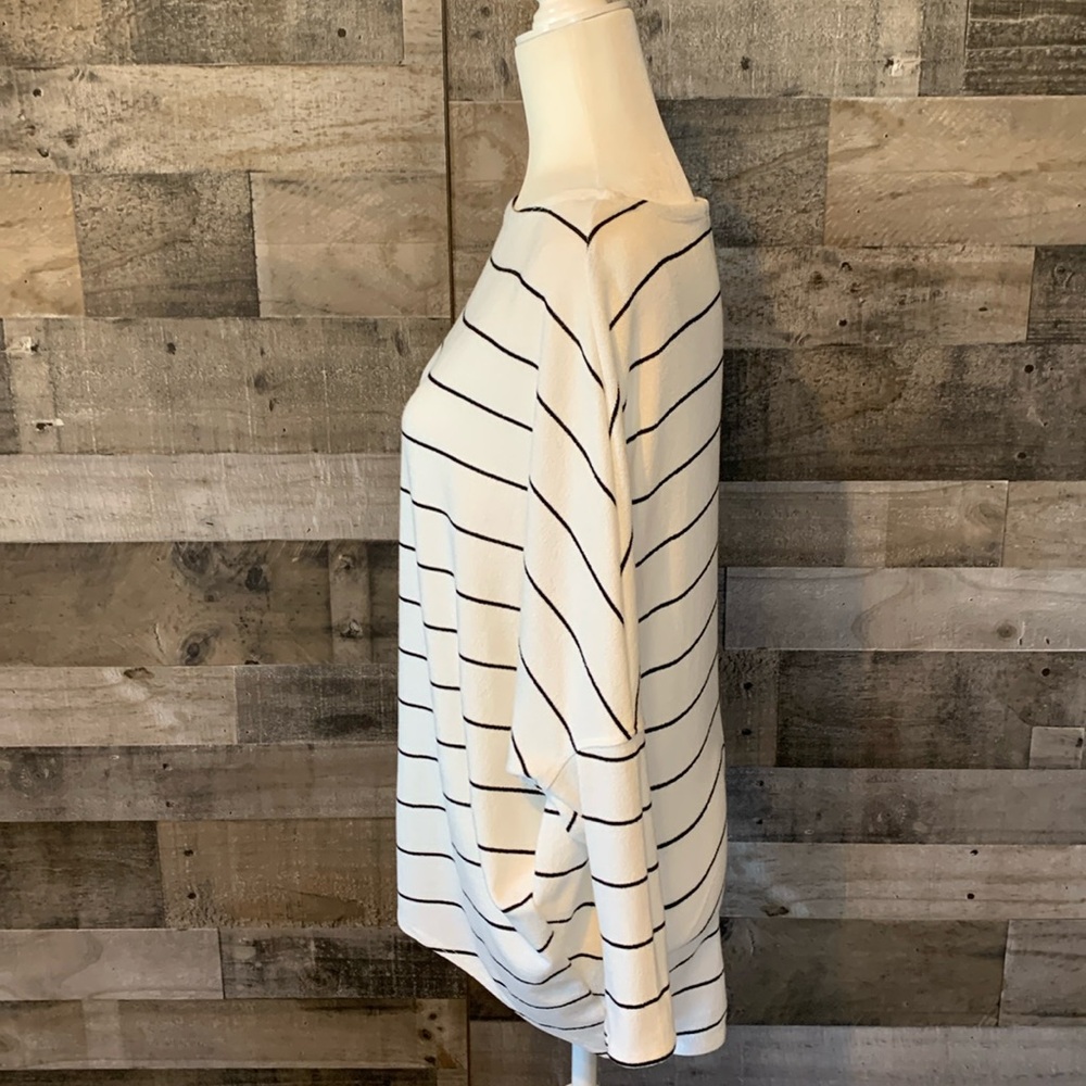 Lulus Oversized Striped Top - Picture 4 of 16